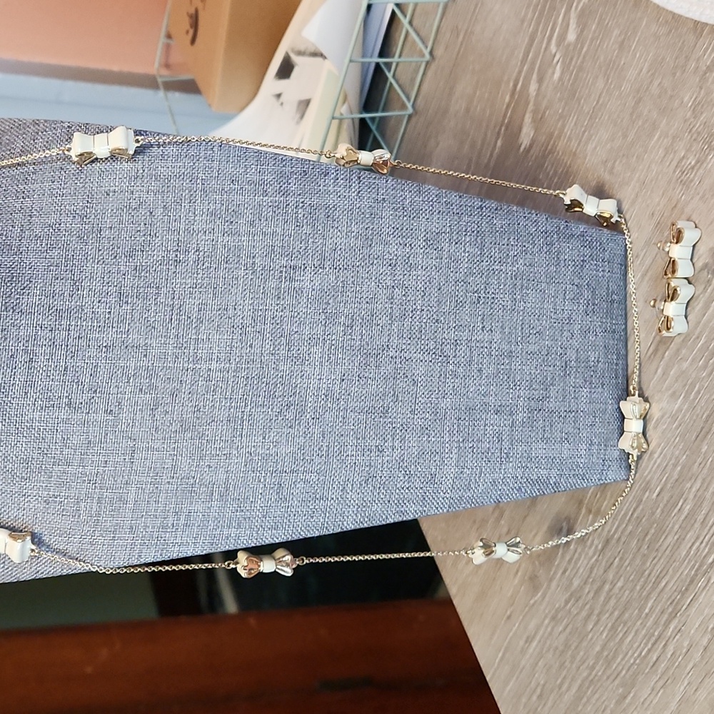 Kate spade bow necklace with earrings